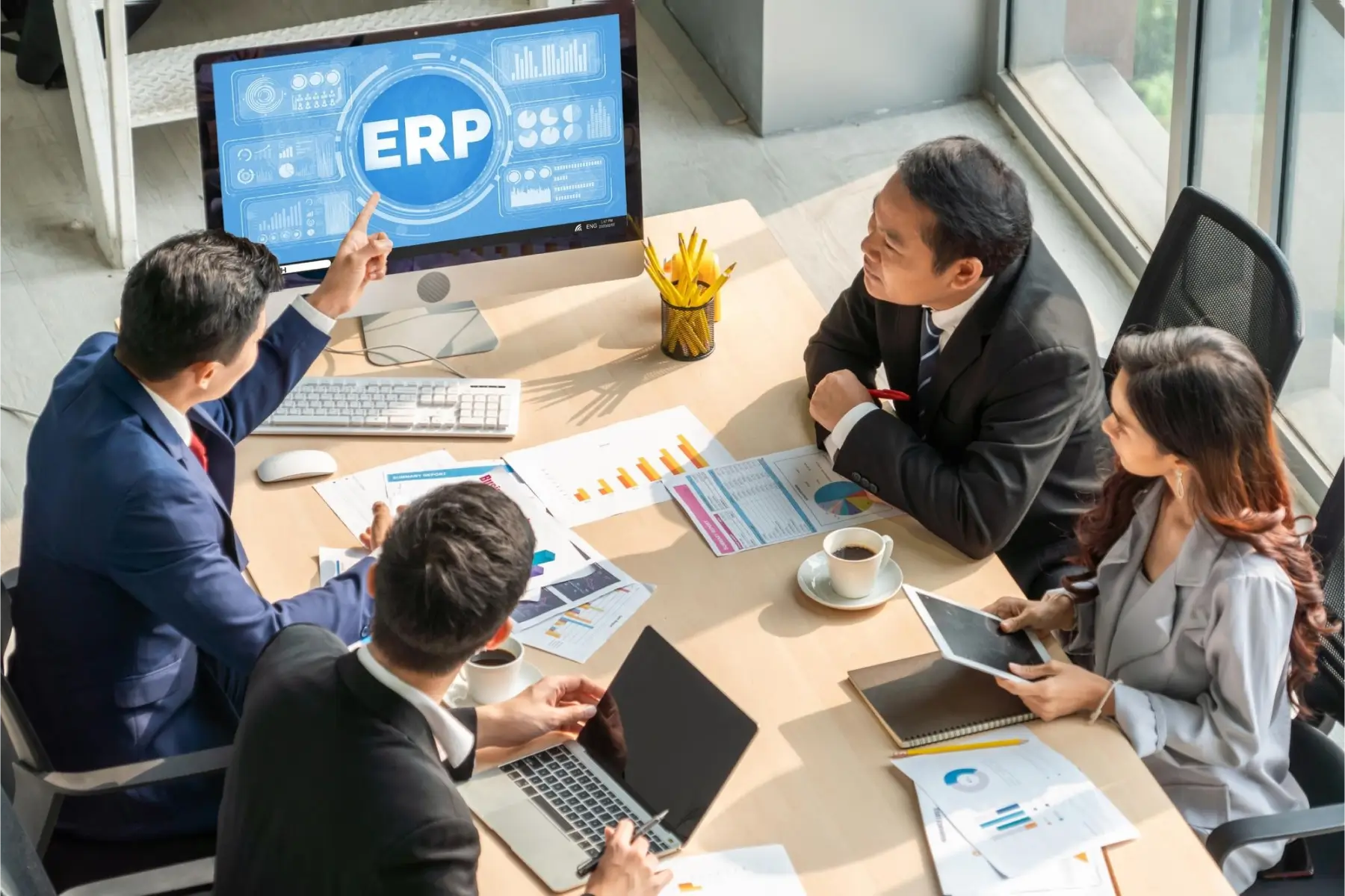 oracle-erp-consulting young joyful business people working